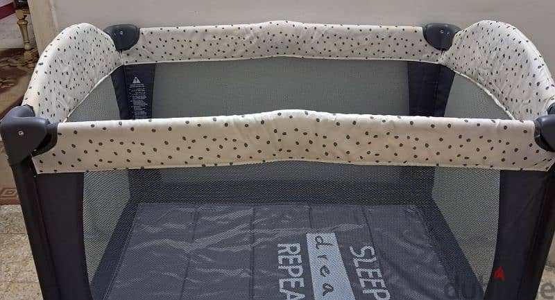 Mothercare Classic Travel Cot - سرير اطفال متنقل من مزر كير 3