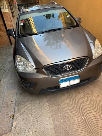 Kia Carens 2011 كيا كارينز