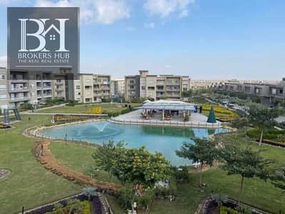 Finished Apartment Very prime location Overlooking Golf ,Greenery and New Giza Club Carnell - New Giza october