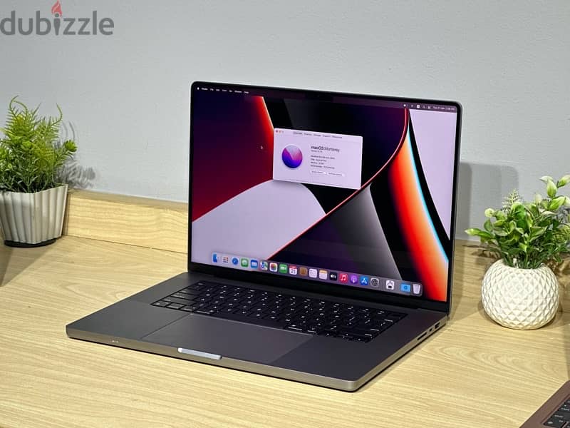 Macbook Pro M1 Pro 2021 16 inch فى ضمان ابل 2