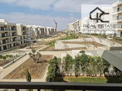 A fully finished apartment for sale with installments till 6 years bua 168 m 3 bedrooms prime location on landscape in Fifth Square