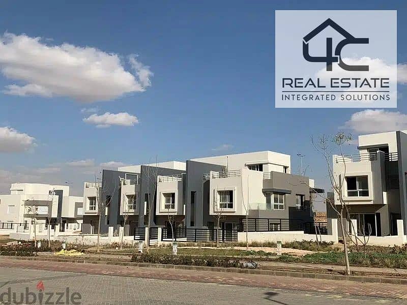 Ready to move Prime location Town house middle 208 m semi finished Direct on land scape for sale in Hyde Park Under price market 0