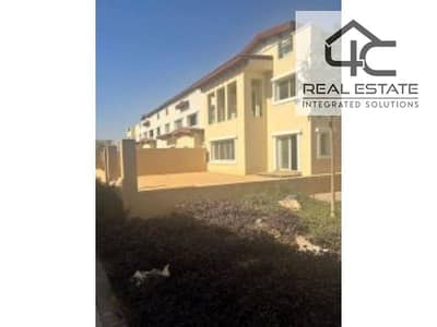 Town house 208m 4 bedrooms for sale in Hyde Park with down payment and installments, View Landscape.