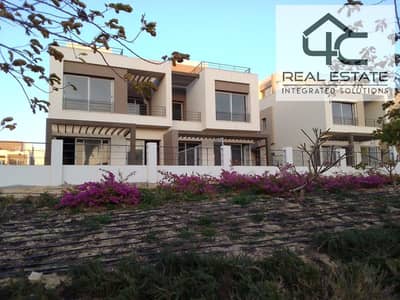 Twin house ready to move  in Palm Hills New Cairo for sale at the lowest price in the market