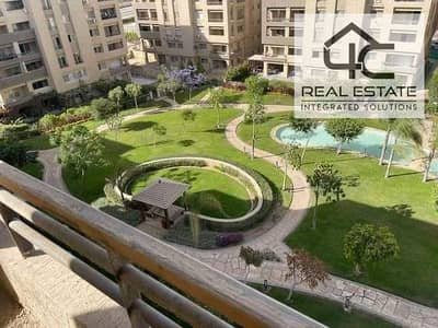 Apartment for sale 210 m 4 bedrooms in prime location in The Square under market price