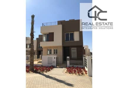 Standalone 295m For Sale In Palm Hills New Cairo  With The Lowest Down Payment, Prime location and view Landscape