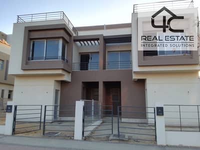 Twin house for sale in Palm Hills New Cairo 384 m and land area 322 m Fifth Settlement