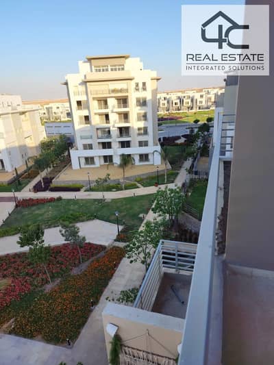 Apartment with garden for sale, 75 sqm, in Hyde Park, Fifth Settlement, view, landscape, prime location, at less than the market price