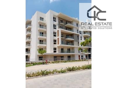 Apartment with garden for sale in phase club park prime location and ready to move in Mountain View I-City