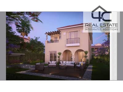 Villa Standalone for sale in compound Hyde Park new cairo 480m  ready to move prime location on landscape under market price