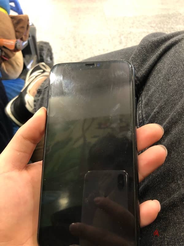 iPhone 11 Pro Max 0