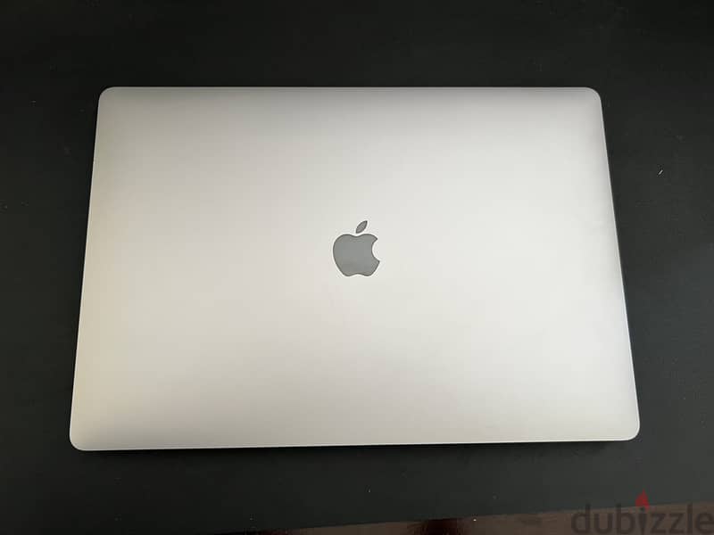 Macbook pro 16 inch i9 32 ram 1tb drive late 2019 4