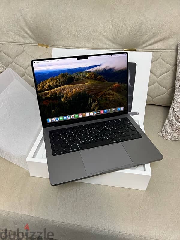 Macbook Pro M3 جديد تماما اتشحن ٣ مرات فقط ضمان ١١ شهر 3