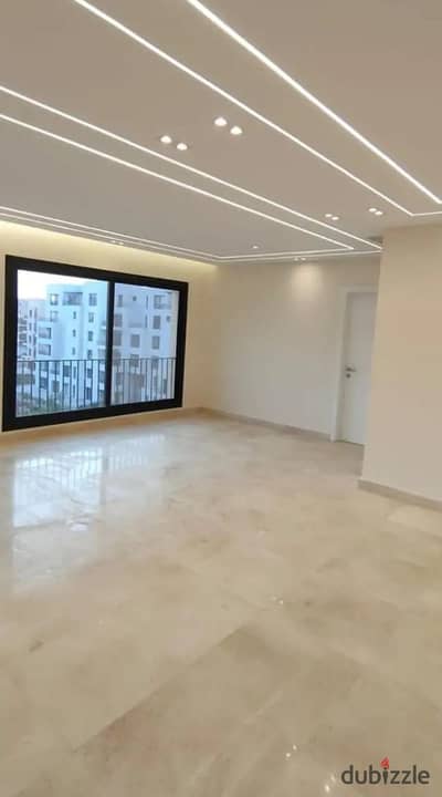 APARTMENT fully finished in a prime location at an attractive price, in front of Mall of Egypt