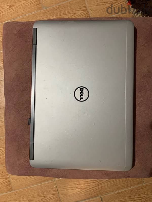 Dell Latitude E7240 14 Laptop 1