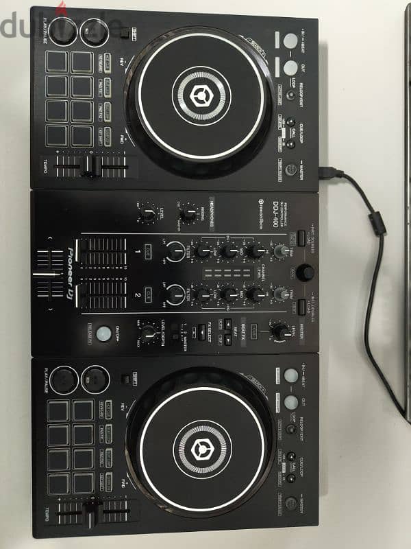 ddj 400 perfect like new 0