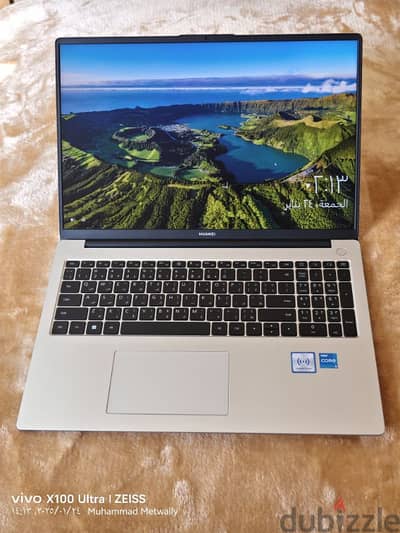 Huawei laptop d16 core i5-12450H