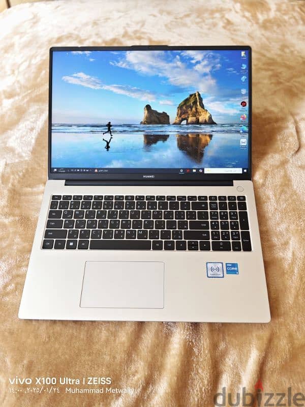 Huawei laptop d16 core i5-12450H 3