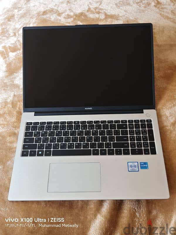 Huawei laptop d16 core i5-12450H 10