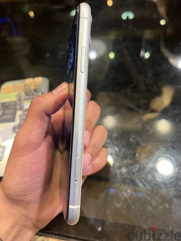 iphone 11 - 64 gb 7