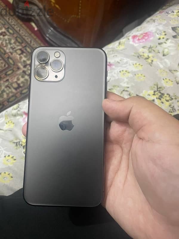 iPhone 11 Pro 0