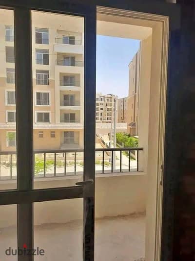 apartment 3bad for sale in New Cairo in Sarai Compound in installments