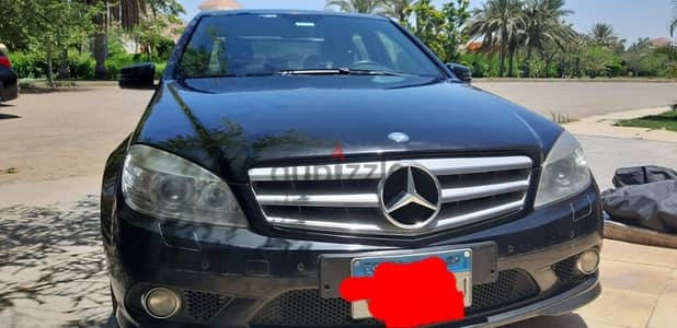 Mercedes-Benz C300 2011