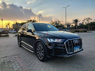 Audi Q7 2022 36,000km topline