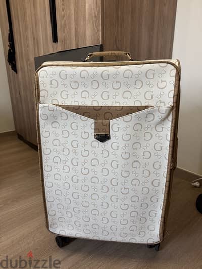 Guess Travel Luggage Size 28”