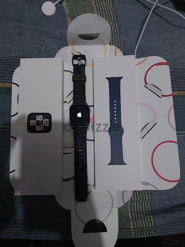 Apple watch SE (Gen 2)44mm silver 6