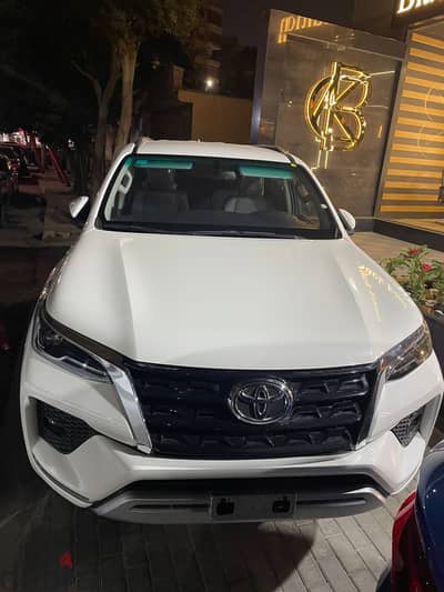 Toyota Fortuner 4.0 V6 2023