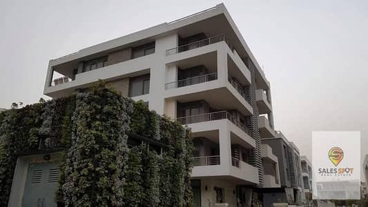 Apartment for sale in First Settlement 160m in Taj City