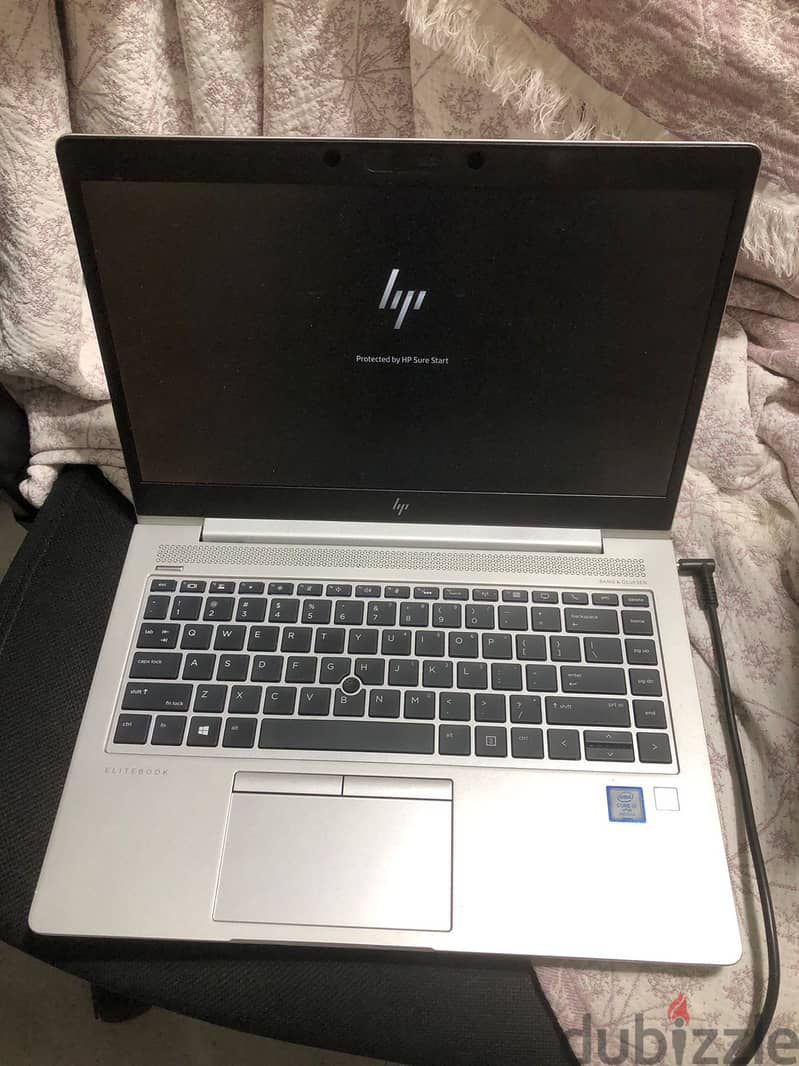 HP Laptop 840 G5 (i5/8GB/256GB) 1