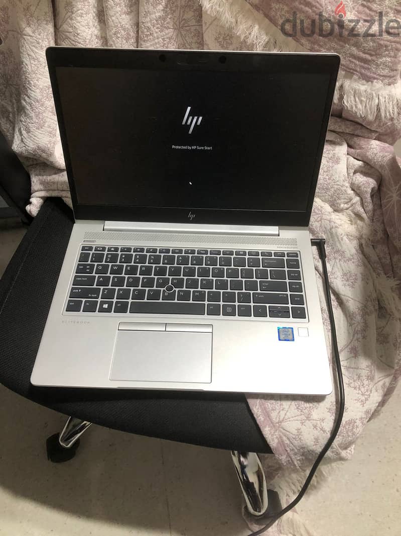 HP Laptop 840 G5 (i5/8GB/256GB) 2