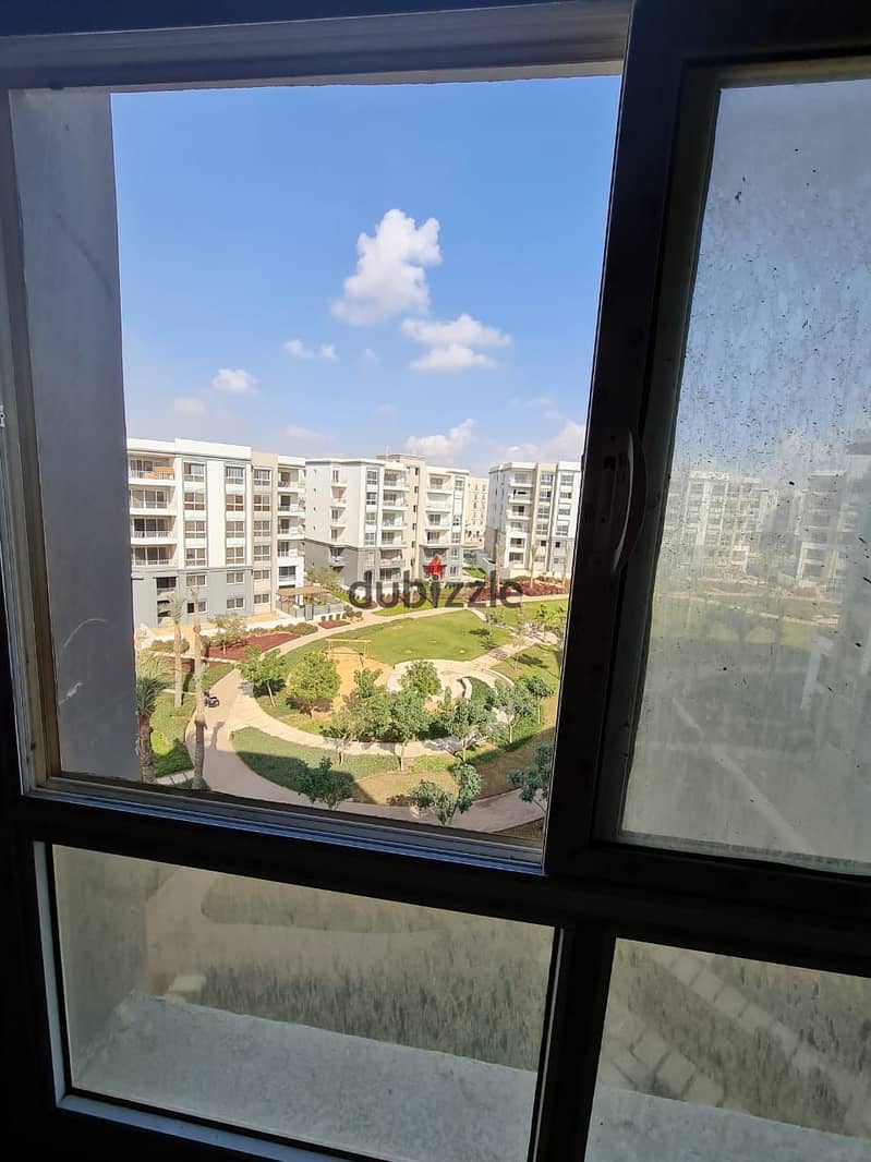 Apartment for sale in Hyde Park Compound, area 207 meters, distinctive view, immediate delivery 0