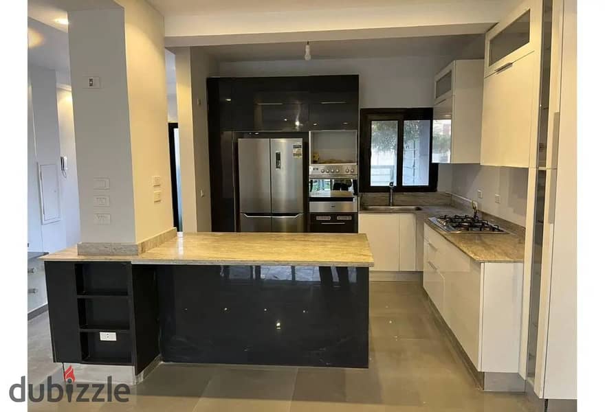 Apartment for rent semi-furnished in Hyde Park 0