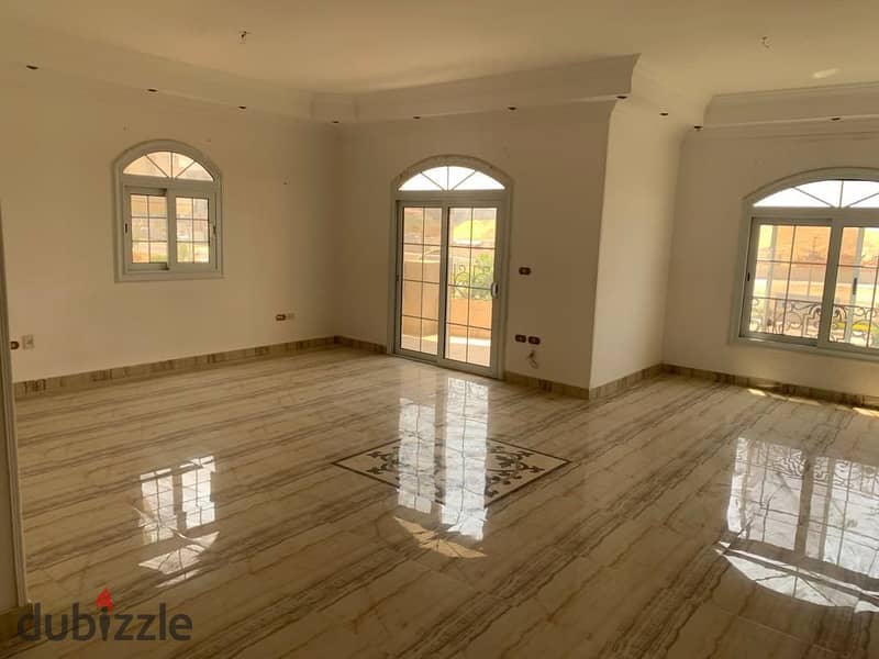 A 220 sqm, finished apartment directly on the street in North Choueifat, at an excellent price 0