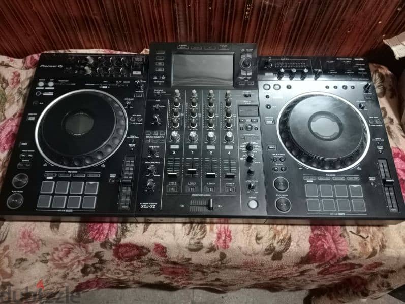 pioneer Dj xz 0