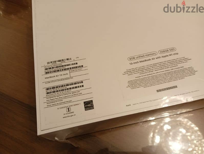 MacBook Air M1 sealed new جديد متبرشم 1