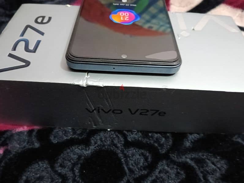 vivo v27e استعمال خفيف 5