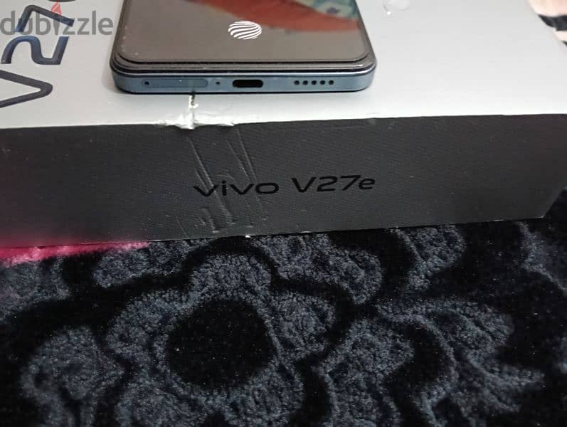 vivo v27e استعمال خفيف 6