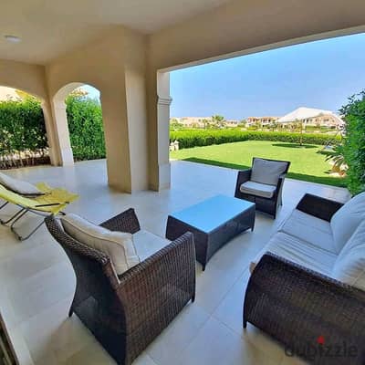 Ground floor chalet with garden 140m immediate delivery on the sea in La Vista Gardens Ain Sokhna