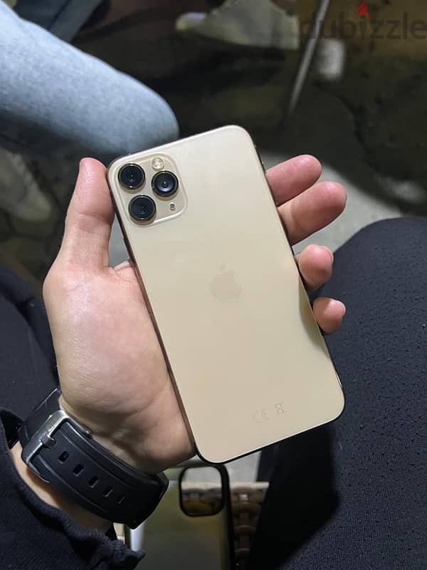 iphone 11 pro 256    ايفون ١١ برو 0