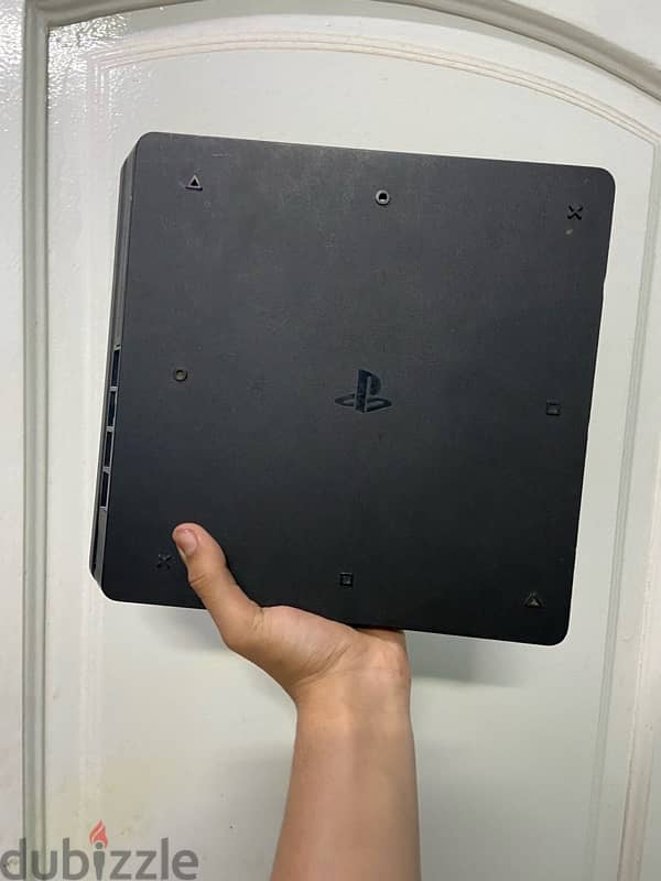 ps4 slim 1