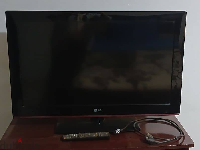 LG 32 Inch LCD TV 0