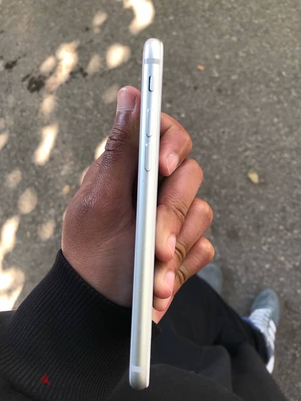 iPhone 8 for sale 3