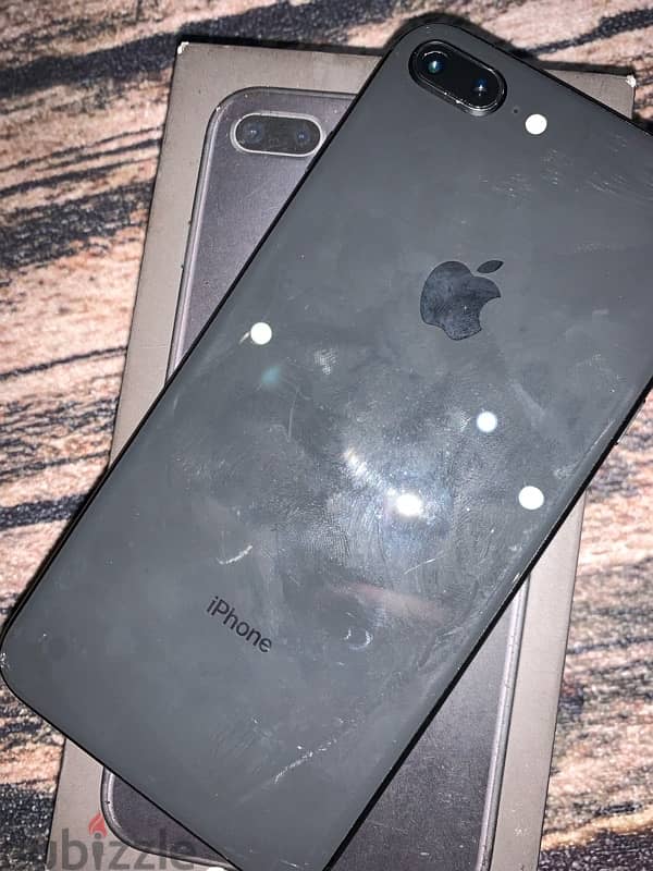 iphone 8 plus للبيع 2