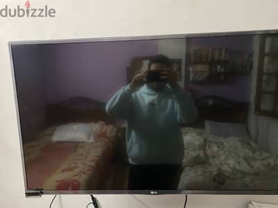 شاشة سمارت LG Smart 42 inch