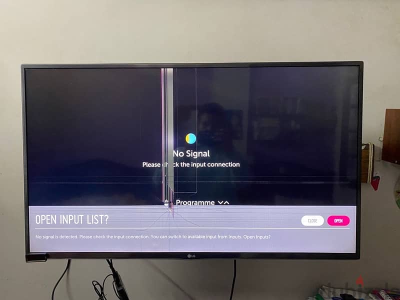 شاشة سمارت LG Smart 42 inch 2