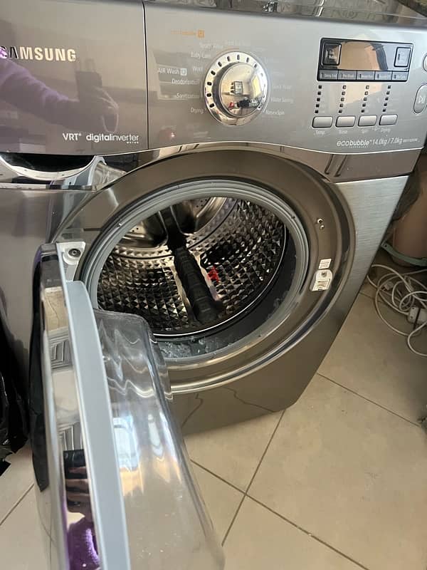 Washing Machine & Dryer 1